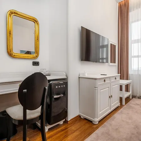 Mas Plaza - Adults Only 4*