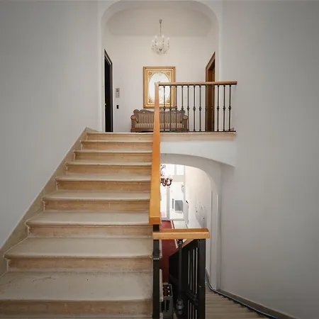 بيت ضيافة Mas Plaza - Adults Only روفينج